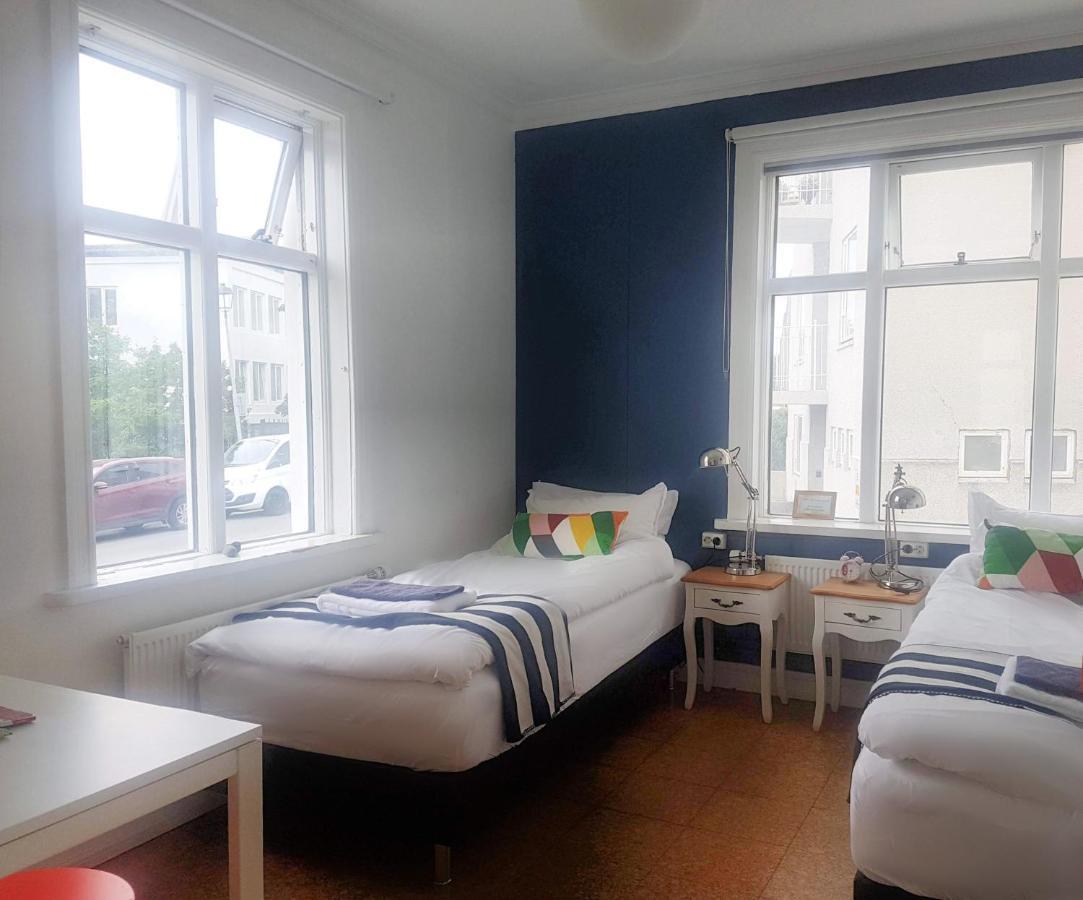 Refurinn Reykjavik Guesthouse Экстерьер фото